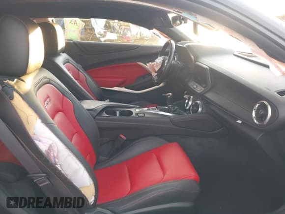 ✅ 2016 Chevrolet Camaro 2SS • VIN: 1G1FG1R76G0157031 • Лот: 43517030. Опубликован ранее на IAAI с пробегом 8 984 миль. Бесплатный доступ к архиву аукционных продаж из США и подробный отчёт об истории автомобиля на DreamBid. Изображение 5.