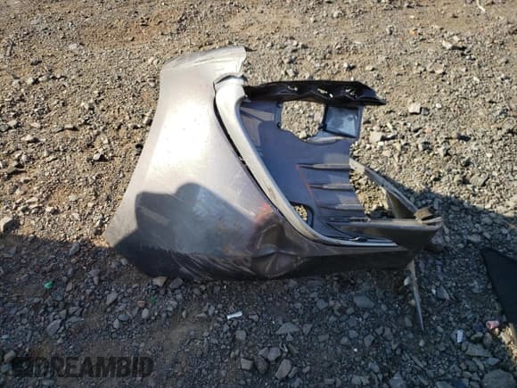 ✅ 2023 Toyota Camry LE • VIN: 4T1C11BKXPU094062 • Lot: 80136045. Wystawiony na Copart z przebiegiem 82 220 mil. Bezpłatny archiwum sprzedaży aukcyjnych z USA i szczegółowy raport historii pojazdu na DreamBid. Zdjęcie 12.