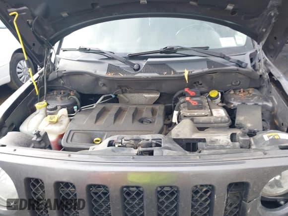 ✅ 2016 Jeep Patriot High Altitude • VIN: 1C4NJRFB5GD532153 • Lot: 43795596. Listed on IAAI with 167,514 mi. Free auction sales archive from the USA and detailed vehicle history report at DreamBid. Image 10.