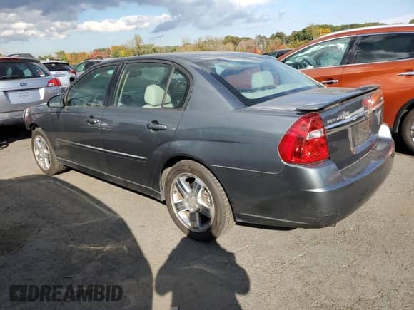 2006 Chevrolet Malibu LTZ z VIN 1G1ZU538X6F145393, wystawiony jako Copart lot #75350614 z przebiegiem 38 310 mil mil oraz Szkoda całkowita • Salvage title. Historia ofert i sprzedaży dostępna na DreamBid. Obrazek 2.
