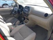 ✅ 2002 Toyota RAV4 • VIN: JTEHH20V026044708 • Lot: 43803345. Listed on IAAI with 84,967 mi. Free auction sales archive from the USA and detailed vehicle history report at DreamBid. Image 5.