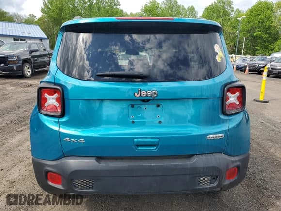 ✅ 2021 Jeep Renegade Latitude • VIN: ZACNJDBB7MPM43901 • Lot: 56366625. Wystawiony na Copart z przebiegiem 81 171 mil. Bezpłatny archiwum sprzedaży aukcyjnych z USA i szczegółowy raport historii pojazdu na DreamBid. Zdjęcie 6.
