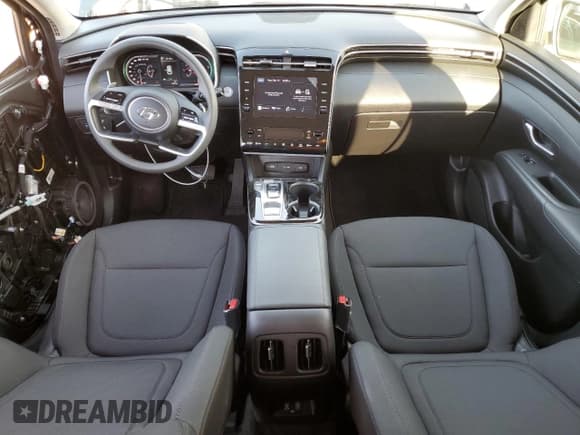 ✅ 2022 Hyundai Tucson SEL • VIN: KM8JBDA23NU045533 • Lot: 42367154. Wystawiony na Copart z przebiegiem 16 874 mil. Bezpłatny archiwum sprzedaży aukcyjnych z USA i szczegółowy raport historii pojazdu na DreamBid. Zdjęcie 8.