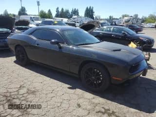 ✅ 2015 Dodge Challenger SXT Plus • VIN: 2C3CDZBG5FH869279 • Lot: 67969845. Wystawiony na Copart z przebiegiem 87 996 mil. Bezpłatny archiwum sprzedaży aukcyjnych z USA i szczegółowy raport historii pojazdu na DreamBid. Zdjęcie 4.