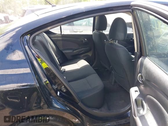 ✅ 2016 Nissan Versa SV • VIN: 3N1CN7AP5GL883838 • Lot: 42266737. Listed on IAAI with 98,732 mi. Free auction sales archive from the USA and detailed vehicle history report at DreamBid. Image 8.