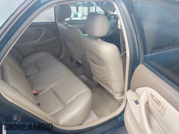 ✅ 1997 Toyota Camry LE • VIN: 4T1BG22K2VU075437 • Lot: 42643361. Listed on IAAI with 195,403 mi. Free auction sales archive from the USA and detailed vehicle history report at DreamBid. Image 8.