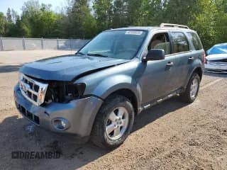 ✅ 2011 Ford Escape XLT • VIN: 1FMCU0D75BKB30500 • Lot: 62350035. Listed on Copart with 126,582 mi. Free auction sales archive from the USA and detailed vehicle history report at DreamBid. Image 1.