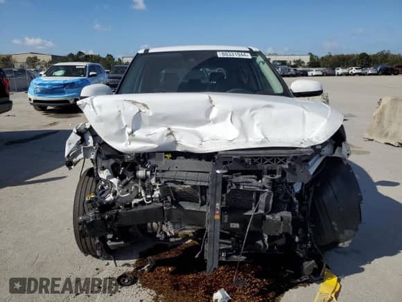 ✅ 2022 Hyundai Venue SE • VIN: KMHRB8A35NU153963 • Лот: 80331944. Размещён на Copart с пробегом 29 146 миль миль. Получите бесплатный доступ к архиву аукционных продаж из США и посмотрите подробный отчёт об истории автомобиля на DreamBid. Изображение 5.