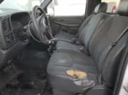 ✅ 2005 Chevrolet Silverado 1500 Work Truck • VIN: 1GCEC14X75Z145355 • Лот: 76287934. Опубликован ранее на Copart с пробегом 306 156 миль. Бесплатный доступ к архиву аукционных продаж из США и подробный отчёт об истории автомобиля на DreamBid. Изображение 7.