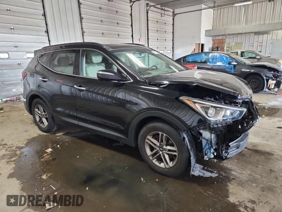 ✅ 2017 Hyundai Santa Fe 2.4L • VIN: 5XYZUDLBXHG463463 • Лот: 80150215. Опубликован ранее на Copart с пробегом 94 942 миль. Бесплатный доступ к архиву аукционных продаж из США и подробный отчёт об истории автомобиля на DreamBid. Изображение 4.