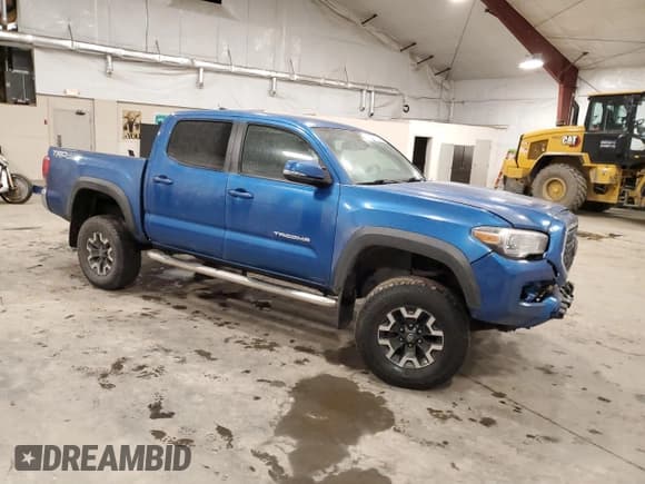 ✅ 2018 Toyota Tacoma TRD Off Road • VIN: 5TFCZ5AN2JX136231 • Лот: 91957995. Опубликован ранее на Copart с пробегом 106 705 миль. Бесплатный доступ к архиву аукционных продаж из США и подробный отчёт об истории автомобиля на DreamBid. Изображение 4.