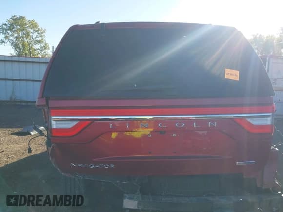 ✅ 2016 Lincoln Navigator Reserve • VIN: 5LMJJ2LT2GEL08862 • Лот: 43586383. Опубликован ранее на IAAI с пробегом 88 013 миль. Бесплатный доступ к архиву аукционных продаж из США и подробный отчёт об истории автомобиля на DreamBid. Изображение 16.