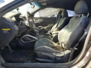 ✅ 2016 Hyundai Veloster Turbo • VIN: KMHTC6AE6GU261214 • Lot: 79871924. Wystawiony na Copart z przebiegiem 136 394 mil. Bezpłatny archiwum sprzedaży aukcyjnych z USA i szczegółowy raport historii pojazdu na DreamBid. Zdjęcie 7.