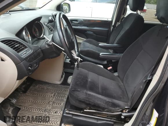 ✅ 2014 Dodge Grand Caravan SE 30th Anniversary • VIN: 2C4RDGBG6ER415500 • Лот: 59614295. Опубликован ранее на Copart с пробегом 169 838 миль. Бесплатный доступ к архиву аукционных продаж из США и подробный отчёт об истории автомобиля на DreamBid. Изображение 7.