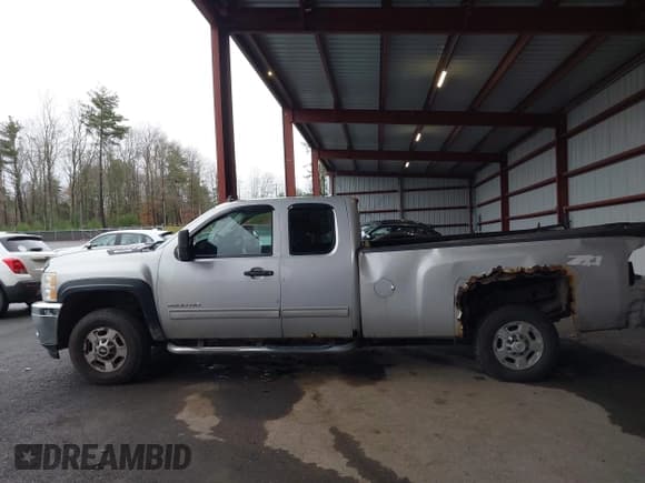 ✅ 2011 Chevrolet Silverado 2500HD LT • VIN: 1GC2KXCG6BZ356536 • Лот: 43651572. Опубликован ранее на IAAI с пробегом 221 555 миль. Бесплатный доступ к архиву аукционных продаж из США и подробный отчёт об истории автомобиля на DreamBid. Изображение 14.