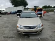 ✅ 2009 Kia Spectra EX • VIN: KNAFE221395598854 • Lot: 86154835. Wystawiony na Copart z przebiegiem 185 727 mil. Bezpłatny archiwum sprzedaży aukcyjnych z USA i szczegółowy raport historii pojazdu na DreamBid. Zdjęcie 13.