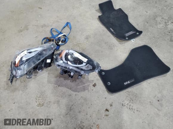 ✅ 2017 FIAT 124 Spider Elaborazione Abarth • VIN: JC1NFAEK1H0125019 • Lot: 51663565. Listed on Copart with Not provided. Free auction sales archive from the USA and detailed vehicle history report at DreamBid. Image 12.