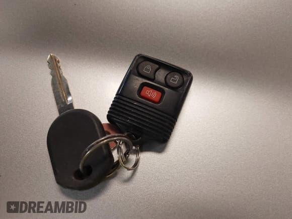 ✅ 2010 Ford F-150 XL • VIN: 1FTEX1EW8AFC67521 • Lot: 41408030. Listed on IAAI with 137,121 mi. Free auction sales archive from the USA and detailed vehicle history report at DreamBid. Image 11.