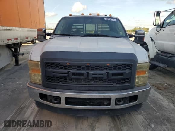✅ 2010 Ford F-350 XL • VIN: 1FTWW3DR6AEA83828 • Lot: 93756275. Listed on Copart with 174,404 mi. Free auction sales archive from the USA and detailed vehicle history report at DreamBid. Image 5.