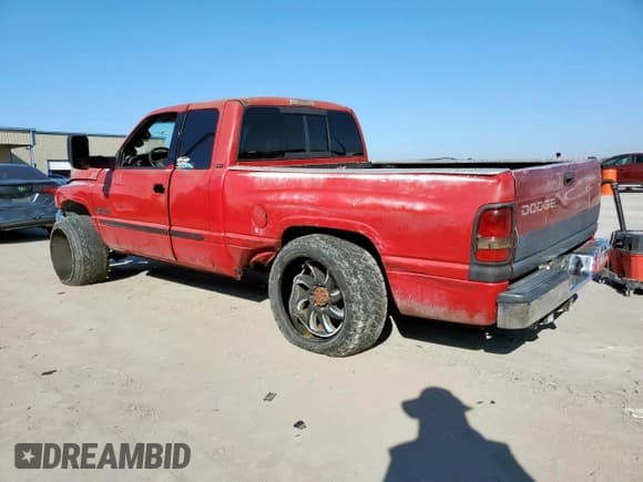 ✅ 2002 Dodge 2500 • VIN: 3B7KC23692M205036 • Lot: 81846495. Wystawiony na Copart z przebiegiem 460 603 mil. Bezpłatny archiwum sprzedaży aukcyjnych z USA i szczegółowy raport historii pojazdu na DreamBid. Zdjęcie 2.