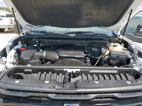 ✅ 2025 Chevrolet Silverado 1500 • VIN: 1GC4ALE70SF100993 • Лот: 69656395. Опубликован ранее на Copart с пробегом 23 077 миль. Бесплатный доступ к архиву аукционных продаж из США и подробный отчёт об истории автомобиля на DreamBid. Изображение 11.