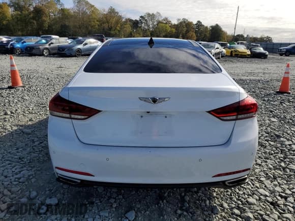✅ 2017 Genesis G80 3.8L • VIN: KMHGN4JE6HU186015 • Lot: 86496405. Listed on Copart with 112,738 mi. Free auction sales archive from the USA and detailed vehicle history report at DreamBid. Image 6.
