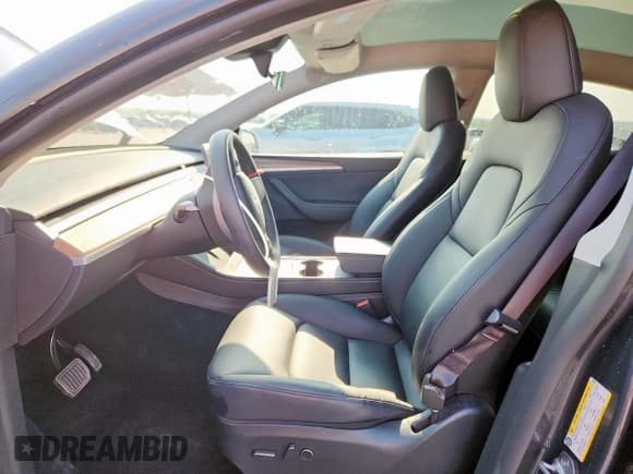 ✅ 2025 Tesla Model Y Long Range • VIN: 7SAYGDED8SA338056 • Лот: 67119205. Опубликован ранее на Copart с пробегом 9 715 миль. Бесплатный доступ к архиву аукционных продаж из США и подробный отчёт об истории автомобиля на DreamBid. Изображение 7.