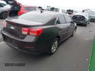 2015 Chevrolet Malibu LT with VIN 1G11C5SL2FF220562, listed as a IAAI auction lot 43443288 with 184,145 mi miles and . Bid and sale history available at DreamBid. Image 4.