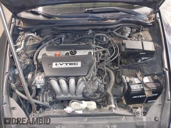 ✅ 2004 Honda Accord LX • VIN: 1HGCM55324A115556 • Лот: 41174442. Опубликован ранее на IAAI с пробегом 251 782 миль. Бесплатный доступ к архиву аукционных продаж из США и подробный отчёт об истории автомобиля на DreamBid. Изображение 10.