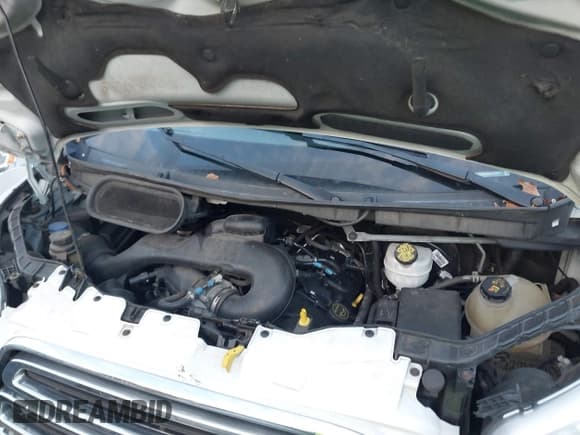 ✅ 2018 Ford Transit Passenger XL • VIN: 1FBAX2CM3JKA79877 • Lot: 43676273. Wystawiony na IAAI z przebiegiem 96 733 mil. Bezpłatny archiwum sprzedaży aukcyjnych z USA i szczegółowy raport historii pojazdu na DreamBid. Zdjęcie 10.