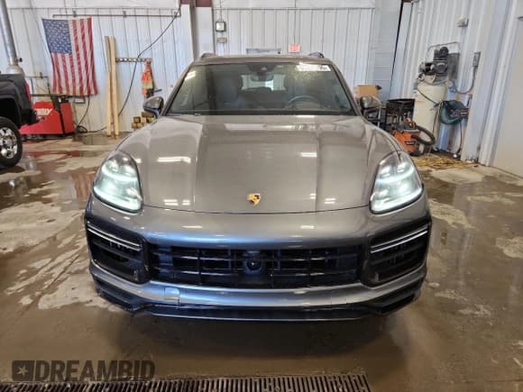✅ 2019 Porsche Cayenne Turbo • VIN: WP1AF2AY9KDA81383 • Lot: 67092795. Listed on Copart with 29,019 mi. Free auction sales archive from the USA and detailed vehicle history report at DreamBid. Image 5.