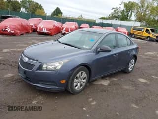 ✅ 2014 Chevrolet Cruze LS • VIN: 1G1PA5SG5E7279519 • Lot: 43456106. Listed on IAAI with 142,862 mi. Free auction sales archive from the USA and detailed vehicle history report at DreamBid. Image 2.