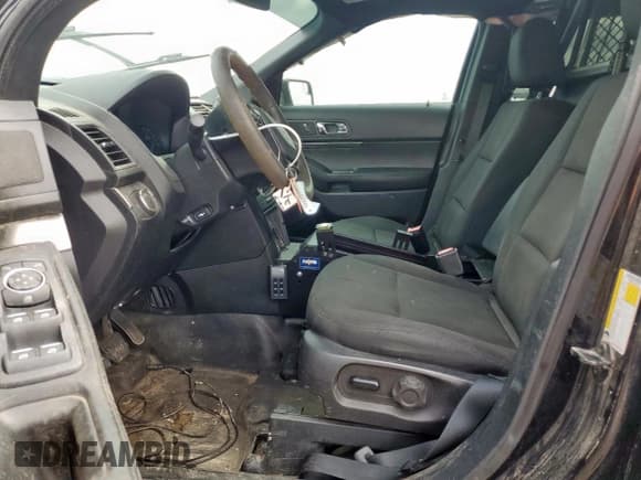 ✅ 2019 Ford Police Interceptor Utility • VIN: 1FM5K8AT3KGB24518 • Lot: 58988635. Listed on Copart with Not provided. Free auction sales archive from the USA and detailed vehicle history report at DreamBid. Image 7.