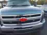 2010 Chevrolet Silverado 1500 LT z VIN 3GCRKSE39AG214336, wystawiony jako IAAI lot #43565275 z przebiegiem 246 168 mil mil oraz . Historia ofert i sprzedaży dostępna na DreamBid. Obrazek 6.