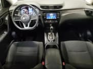 ✅ 2020 Nissan Rogue SV • VIN: JN1BJ1CWXLW383087 • Lot: 91491055. Listed on Copart with 134,270 mi. Free auction sales archive from the USA and detailed vehicle history report at DreamBid. Image 8.