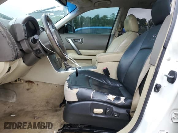 ✅ 2006 Infiniti FX • VIN: JNRAS08W06X210203 • Lot: 67743035. Listed on Copart with 221,613 mi. Free auction sales archive from the USA and detailed vehicle history report at DreamBid. Image 7.