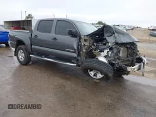 ✅ 2014 Toyota Tacoma • VIN: 3TMLU4EN1EM144061 • Lot: 41183063. Wystawiony na IAAI z przebiegiem 187 514 mil. Bezpłatny archiwum sprzedaży aukcyjnych z USA i szczegółowy raport historii pojazdu na DreamBid. Zdjęcie 1.