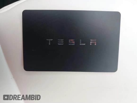 ✅ 2023 Tesla Model Y Long Range • VIN: 7SAYGDEE5PF712612 • Lot: 40392709. Listed on IAAI with 31,009 mi. Free auction sales archive from the USA and detailed vehicle history report at DreamBid. Image 11.