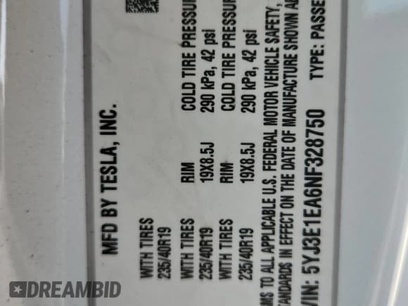 ✅ 2022 Tesla Model 3 • VIN: 5YJ3E1EA6NF328750 • Lot: 82206215. Wystawiony na Copart z przebiegiem 45 786 mil. Bezpłatny archiwum sprzedaży aukcyjnych z USA i szczegółowy raport historii pojazdu na DreamBid. Zdjęcie 12.
