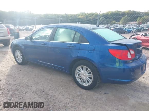 ✅ 2008 Chrysler Sebring Touring • VIN: 1C3LC56R08N300714 • Lot: 43424993. Listed on IAAI with 35,492 mi. Free auction sales archive from the USA and detailed vehicle history report at DreamBid. Image 3.