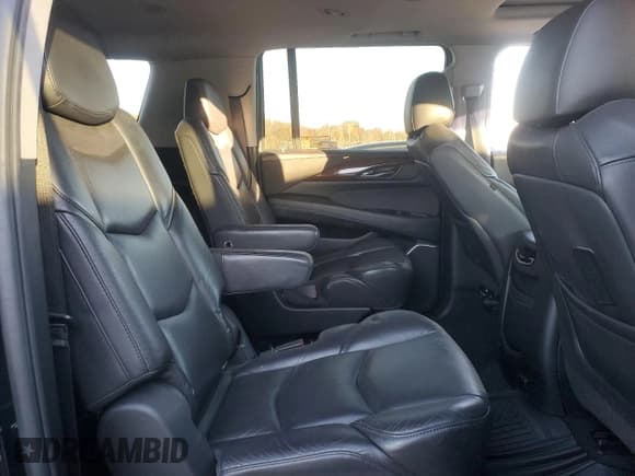 ✅ 2020 Cadillac Escalade ESV Luxury • VIN: 1GYS4HKJ9LR128488 • Lot: 91516555. Wystawiony na Copart z przebiegiem 171 671 mil. Bezpłatny archiwum sprzedaży aukcyjnych z USA i szczegółowy raport historii pojazdu na DreamBid. Zdjęcie 11.