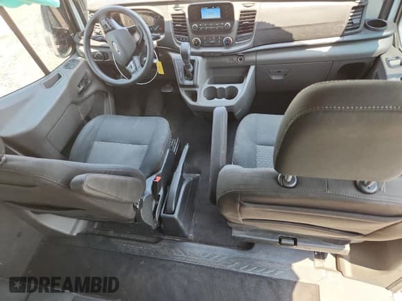 ✅ 2020 Ford Transit Passenger XL • VIN: 1FBAX2C8XLKA24252 • Lot: 62511895. Listed on Copart with Not provided. Free auction sales archive from the USA and detailed vehicle history report at DreamBid. Image 8.