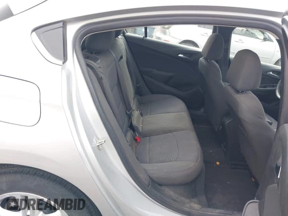 ✅ 2018 Chevrolet Cruze LT • VIN: 3G1BE6SM5JS614817 • Lot: 42883270. Listed on IAAI with 117,781 mi. Free auction sales archive from the USA and detailed vehicle history report at DreamBid. Image 8.