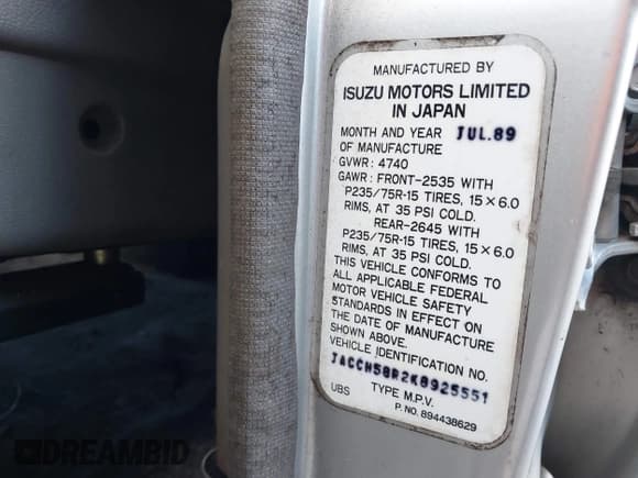 ✅ 1989 Isuzu Trooper • VIN: JACCH58R2K8925551 • Lot: 41302440. Listed on IAAI with 225,913 mi. Free auction sales archive from the USA and detailed vehicle history report at DreamBid. Image 9.