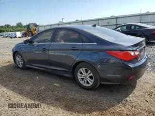 ✅ 2014 Hyundai Sonata GLS • VIN: 5NPEB4AC2EH853851 • Lot: 57063674. Listed on Copart with 101,597 mi. Free auction sales archive from the USA and detailed vehicle history report at DreamBid. Image 2.