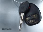 ✅ 2013 GMC Sierra 2500HD Denali • VIN: 1GT125E81DF112691 • Lot: 42220356. Wystawiony na IAAI z przebiegiem 173 260 mil. Bezpłatny archiwum sprzedaży aukcyjnych z USA i szczegółowy raport historii pojazdu na DreamBid. Zdjęcie 11.