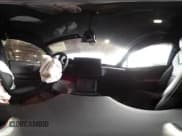 ✅ 2023 Tesla Model X Plaid • VIN: 7SAXCBE65PF421967 • Lot: 41303524. Wystawiony na IAAI z przebiegiem 17 220 mil. Bezpłatny archiwum sprzedaży aukcyjnych z USA i szczegółowy raport historii pojazdu na DreamBid. Zdjęcie 18.