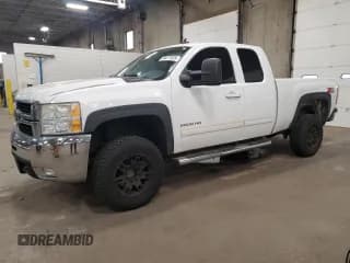 ✅ 2009 Chevrolet Silverado 2500HD • VIN: 1GCHK69K19E163972 • Lot: 89477825. Wystawiony na Copart z przebiegiem 156 236 mil. Bezpłatny archiwum sprzedaży aukcyjnych z USA i szczegółowy raport historii pojazdu na DreamBid. Zdjęcie 1.