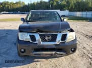 ✅ 2015 Nissan Frontier SV • VIN: 1N6AD0CU5FN730499 • Lot: 75128254. Wystawiony na Copart z przebiegiem 193 156 mil. Bezpłatny archiwum sprzedaży aukcyjnych z USA i szczegółowy raport historii pojazdu na DreamBid. Zdjęcie 5.