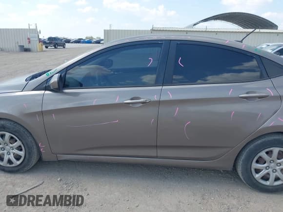 ✅ 2013 Hyundai Accent GLS • VIN: KMHCT4AE1DU462681 • Lot: 43267203. Listed on IAAI with 135,383 mi. Free auction sales archive from the USA and detailed vehicle history report at DreamBid. Image 15.